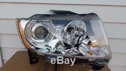 2011 2012 2013 Jeep Grand Cherokee RH Headlight XENON HID AFS 55079380AE