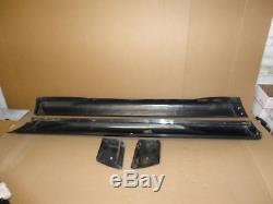 98 Jeep Grand Cherokee Limited 5.9 factory Lower Body Rocker Mouldings Cover