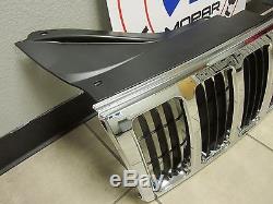 Jeep Grand Cherokee Replacement Chrome Grille NEW OEM MOPAR